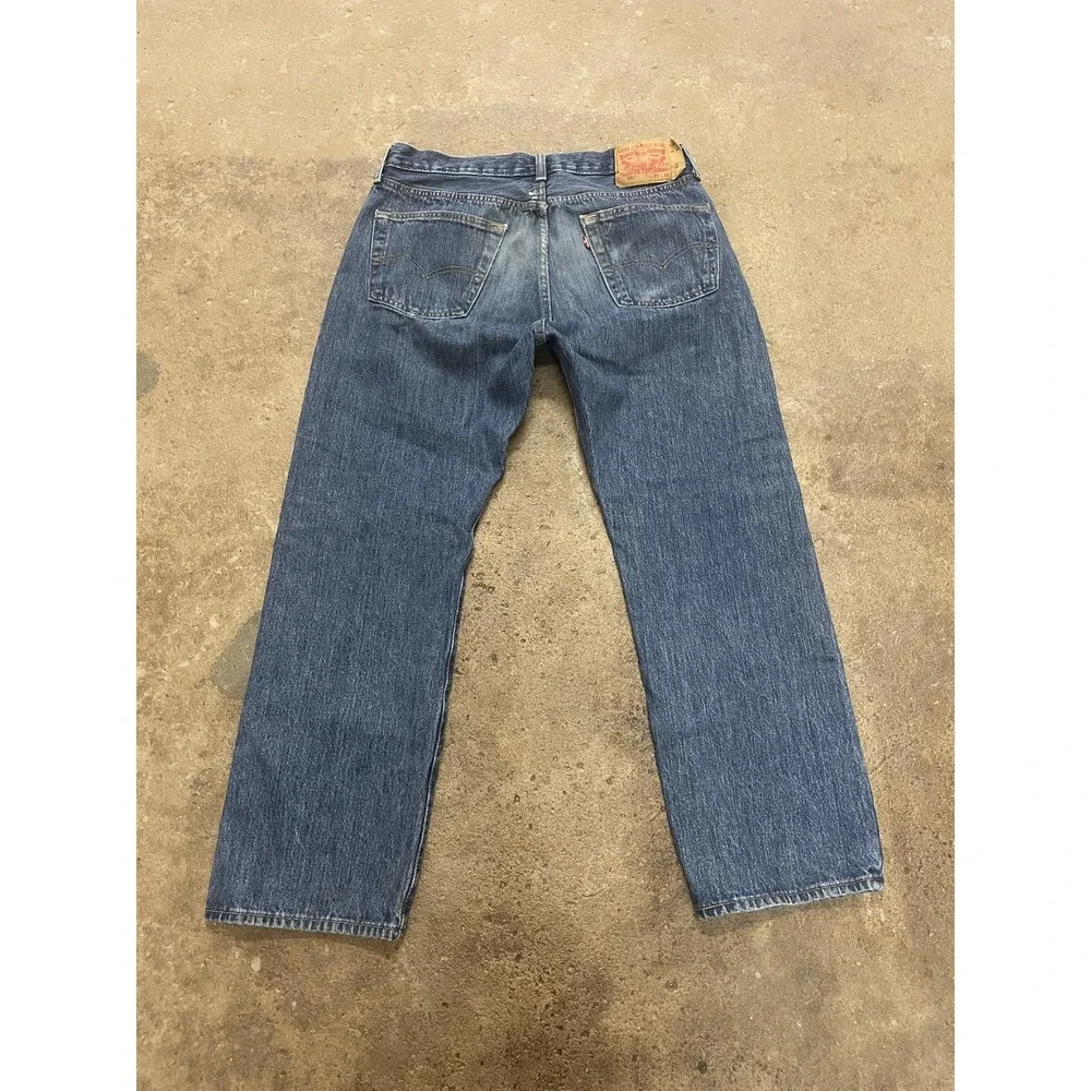 Levis‎ 501 Jeans Mens 34x29 Medium Wash Blue Denim Straight Leg Button Fly
